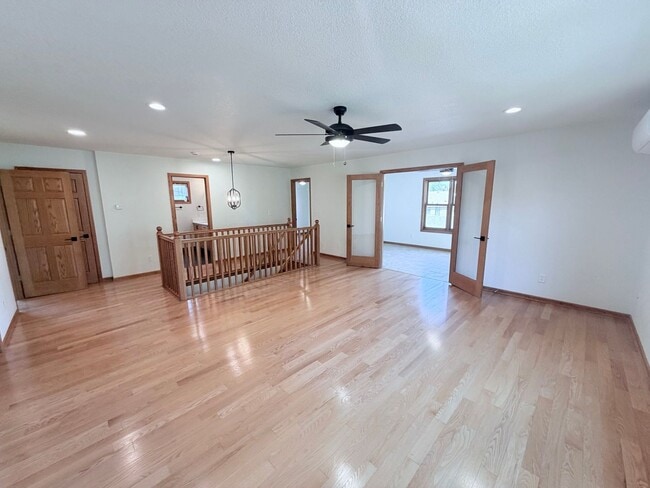 Building Photo - Fully Remodeled Luxury Home with Exceptional Space and Style!!