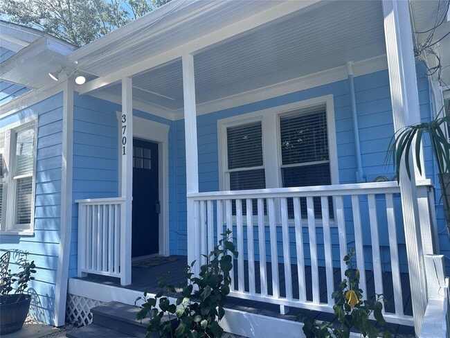 Building Photo - 3701 Bradley St