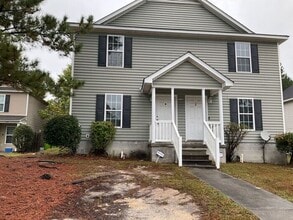 Building Photo - 112 Winterberry Ln