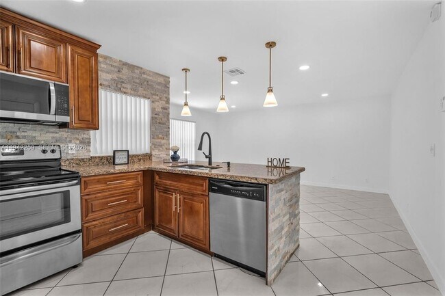 Building Photo - 300 SW 100th Ave