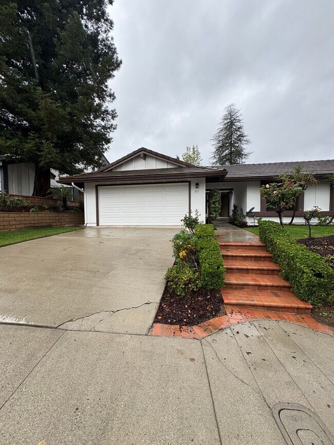 Building Photo - Renovated Home with Modern Comfort and Spa...