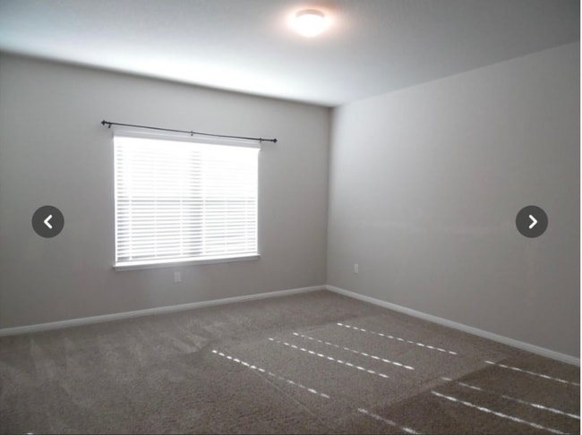 Building Photo - Room in House on Independence Ave