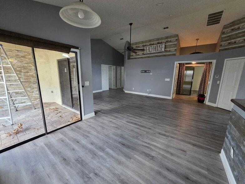 Building Photo - 2371 Piedmont Lakes Blvd
