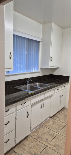 Building Photo - 255 Oakland Ave