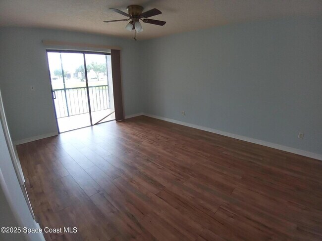 Building Photo - 1800 University Ln