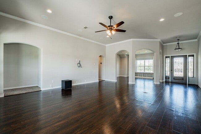 Building Photo - Your Royse City Retreat Awaits!