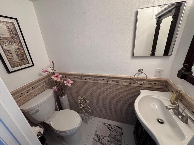 Building Photo - 4064 Sunny Day Way