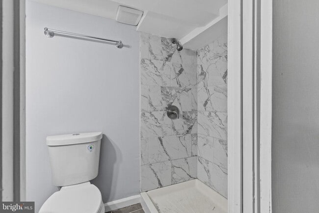 Building Photo - 18 Armor Ct