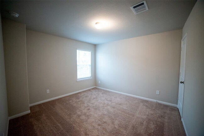 Building Photo - 13433 Cannon Crk Ct