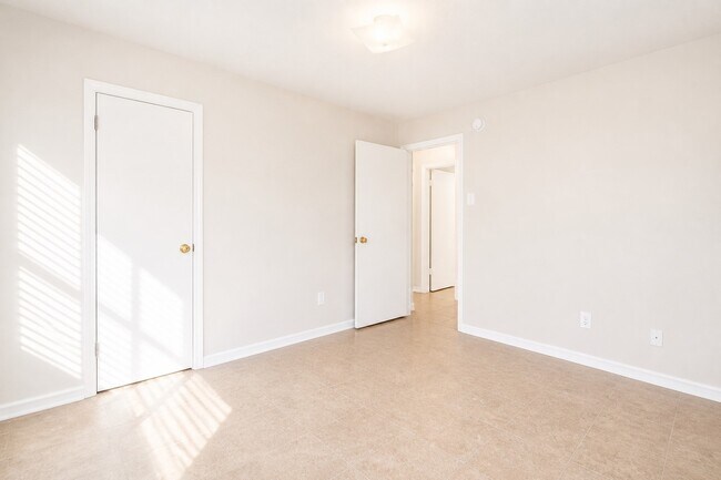 Building Photo - 11020 Mistic Moon Ct