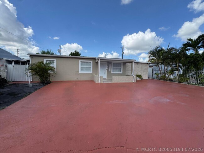 Building Photo - 3540 NW 95th Terrace
