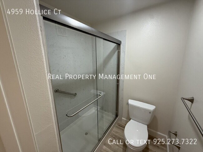 Building Photo - 4959 Hollice Ct