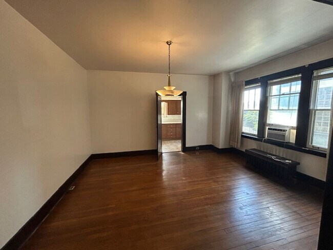 Building Photo - 1124 Morningside Ave