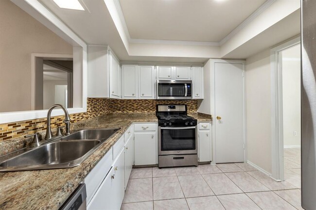 Building Photo - 9600 Gambels Quail Dr