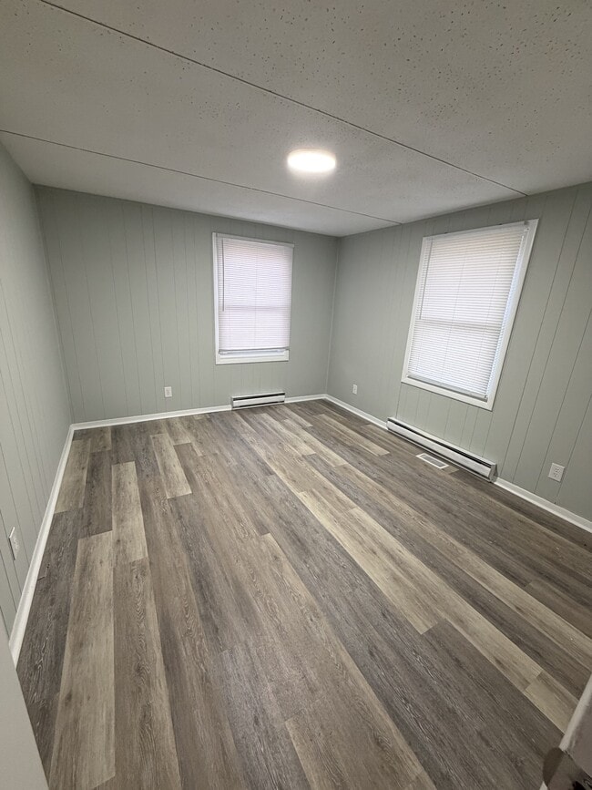 Building Photo - 30554 Cannon Dr