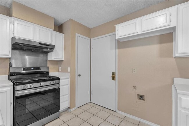 Building Photo - 12717 Modena Trail