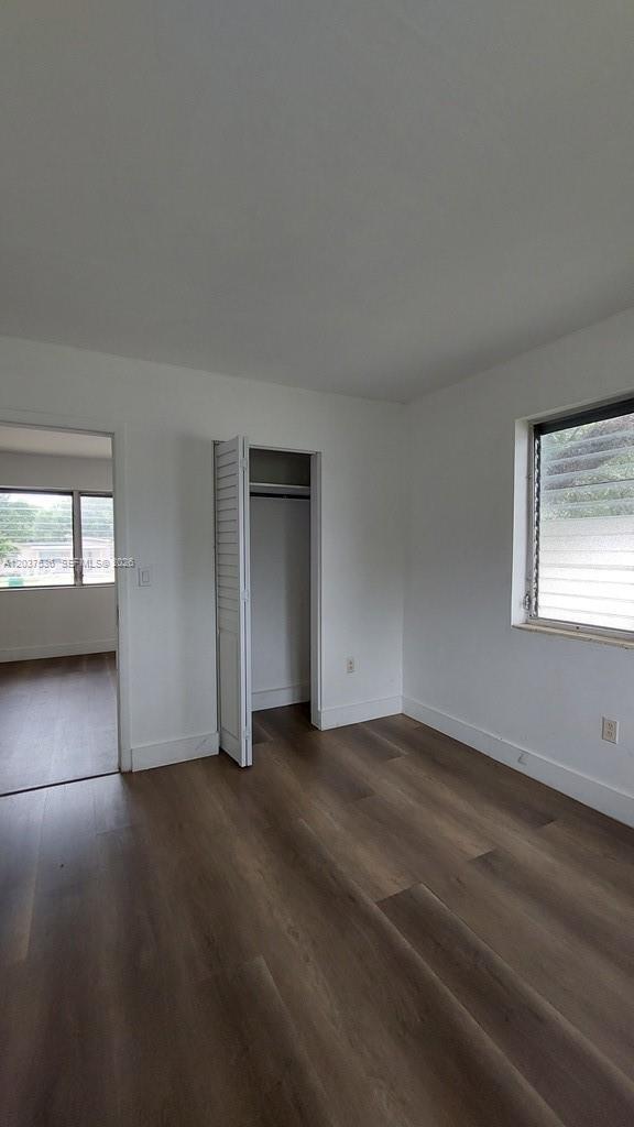 Building Photo - 6151 SW 35th St