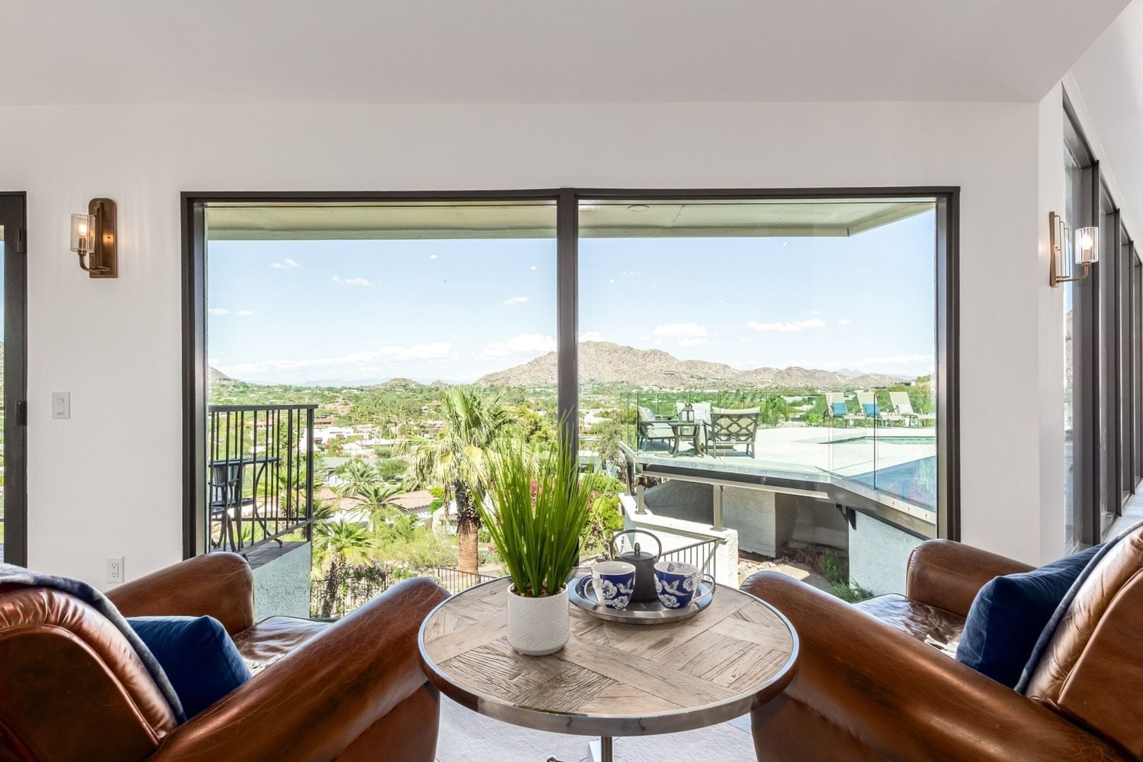 Building Photo - 5655 Camelback Canyon Dr