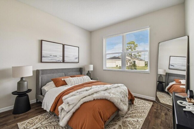 Building Photo - 9104 Wade St