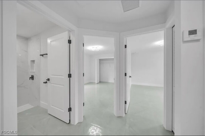 Building Photo - 820 Hibiscus Ave