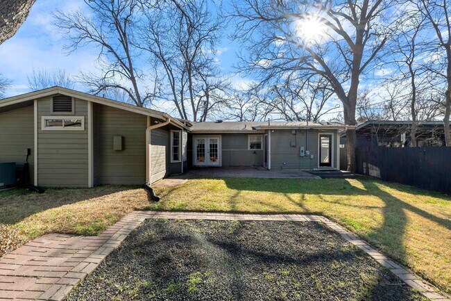 Building Photo - 1000 Arcadia Ave