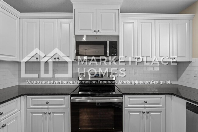 Building Photo - 152 Downsbury Rd