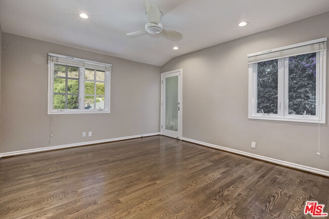 Building Photo - 1277 N Norman Pl