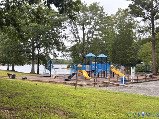 Building Photo - 509 Montgomery Dr