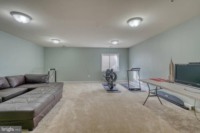 Building Photo - 5183 Wyndholme Cir