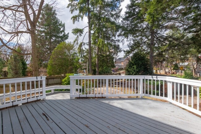 Building Photo - 317 W College Ter