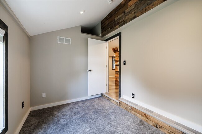 Building Photo - 3986 W Walworth Rd