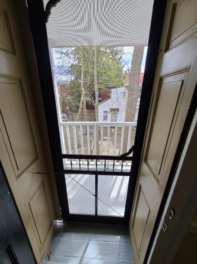 Building Photo - 47 N East St