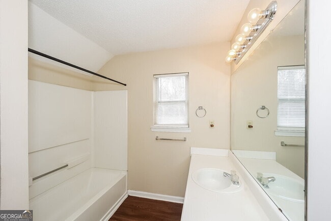 Building Photo - 705 Addy Cove