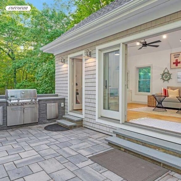 Building Photo - 2855 Deerfield Rd