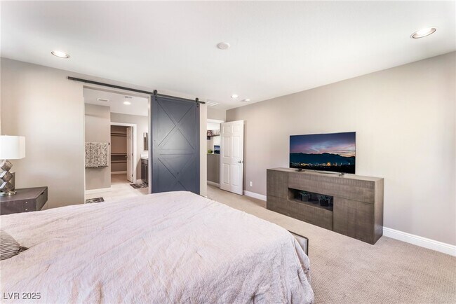 Building Photo - 1506 Visible Ave