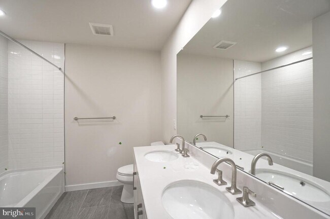 Building Photo - 332 Aspen Wy