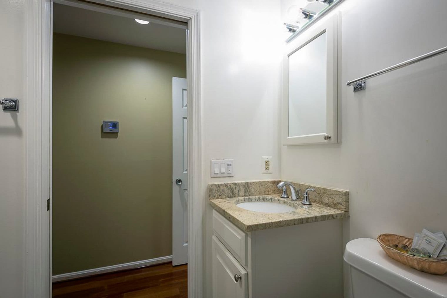 Building Photo - 1001 New Hampshire Ave NW