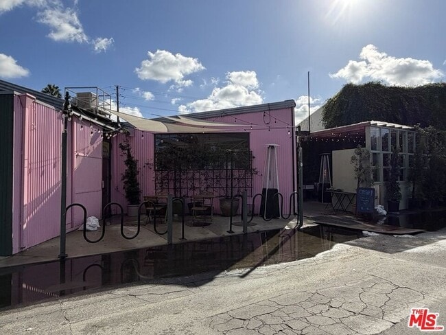 Building Photo - 2445 Harwood St