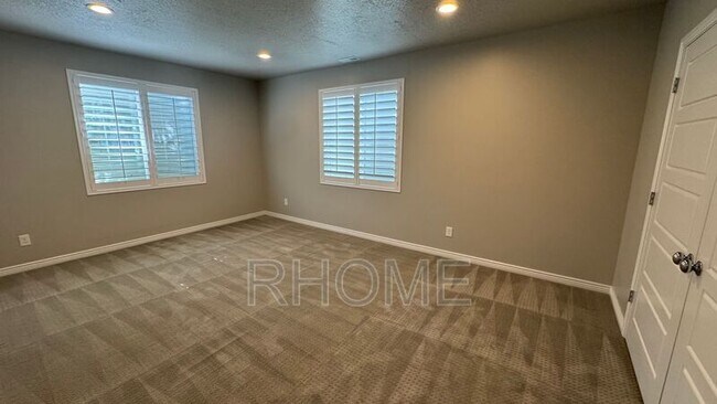 Building Photo - 13022 Sand Creek Dr