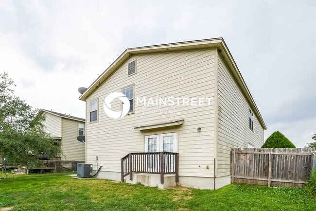 Building Photo - 5 Bedroom Pet-Friendly Home in San Antonio...
