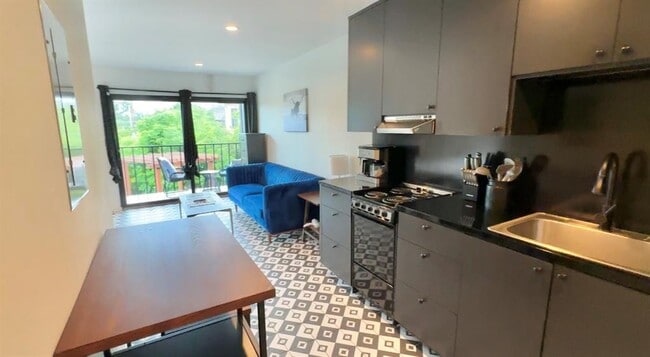 Building Photo - 201 Academy Dr