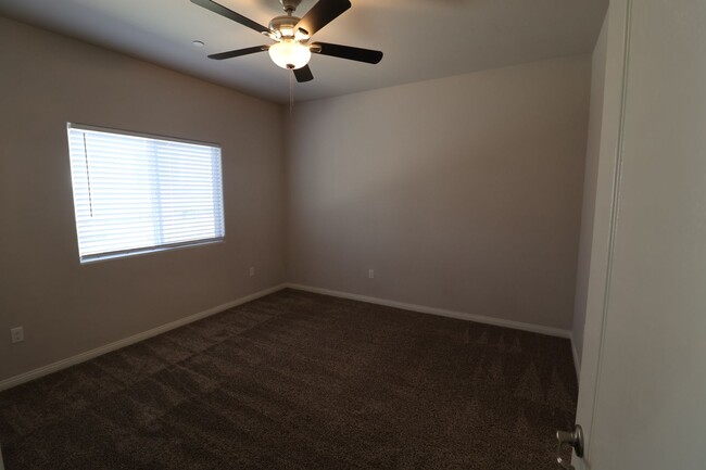 Building Photo - Northview Meadows Luxury Duplexes