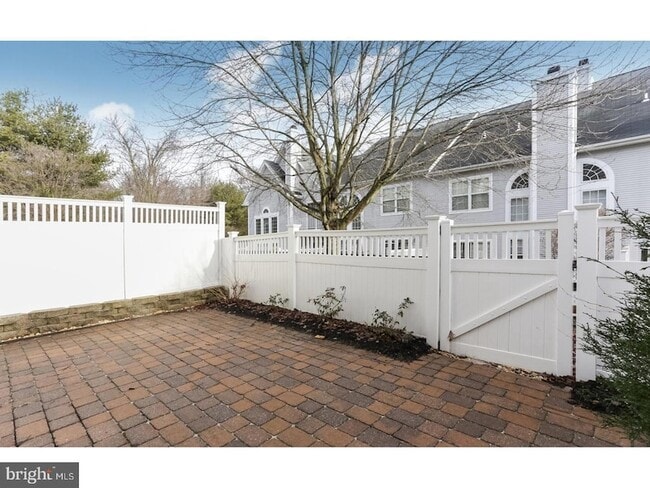 Building Photo - 206 Sandpiper Ct