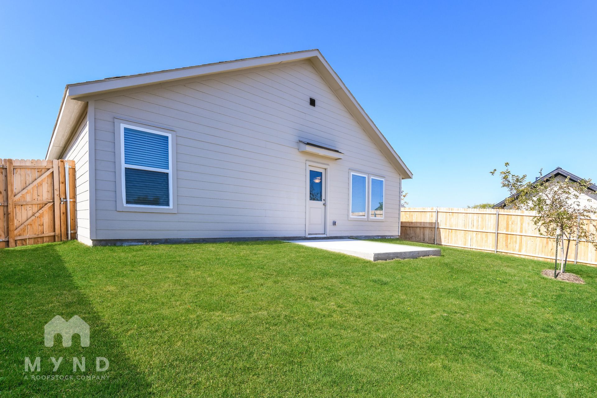 Building Photo - 2709 Ctr Crk Ln