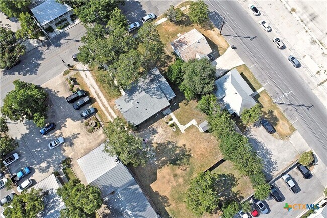 Building Photo - 268 E Mill St