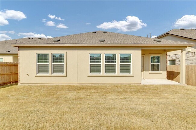 Building Photo - 816 Mallow Rd