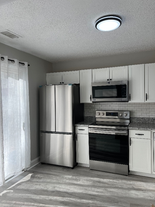 Building Photo - 108 Mallard Cove