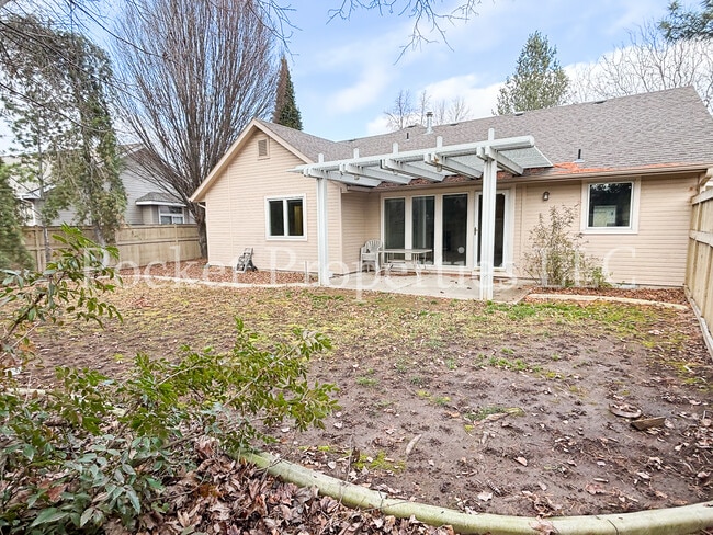 Building Photo - 13549 W Edenbrook Dr