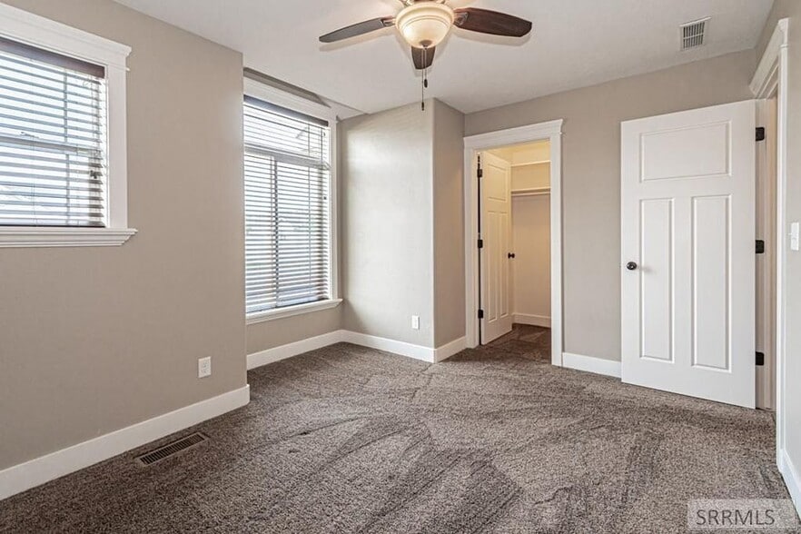 Building Photo - 2222 Cobblefield Way