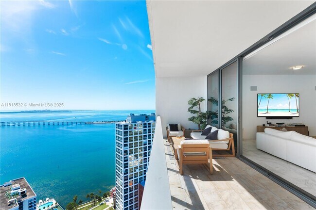 Building Photo - 1451 Brickell Ave